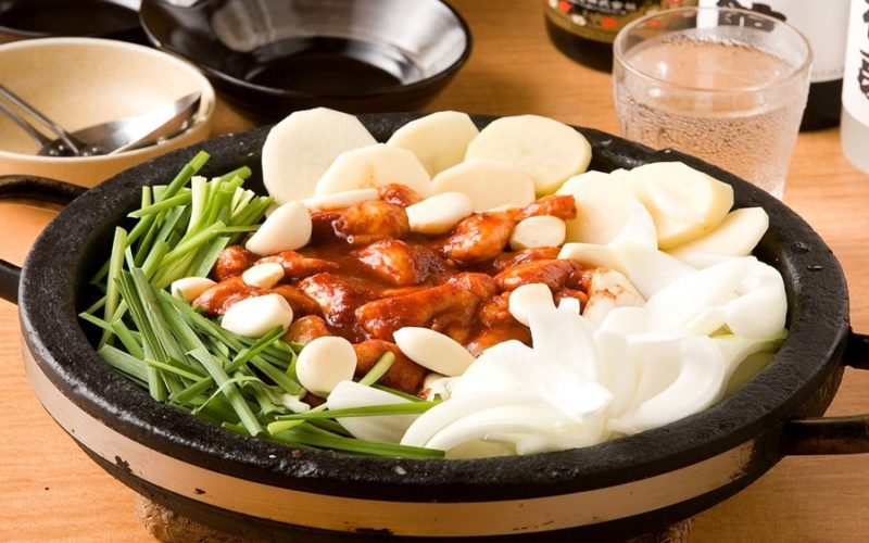 四番館（天神）