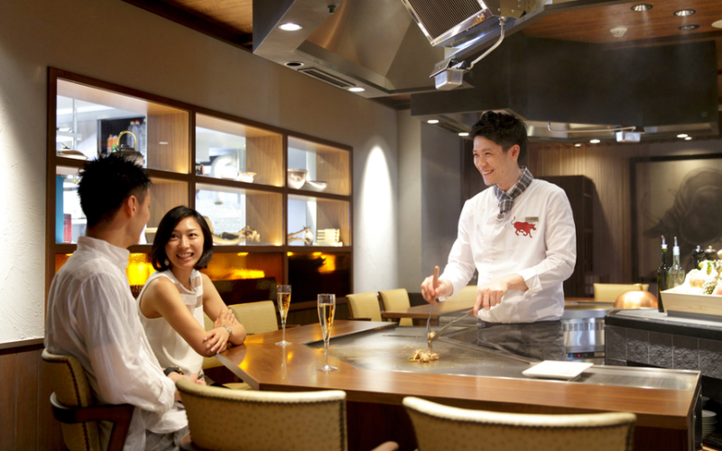 ステーキハウスーミディアムレアー（博多）